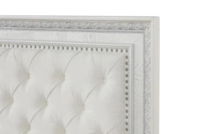 Stella Mia 4 Pc 5 Pc Queen Bedroom Set White - Image 37